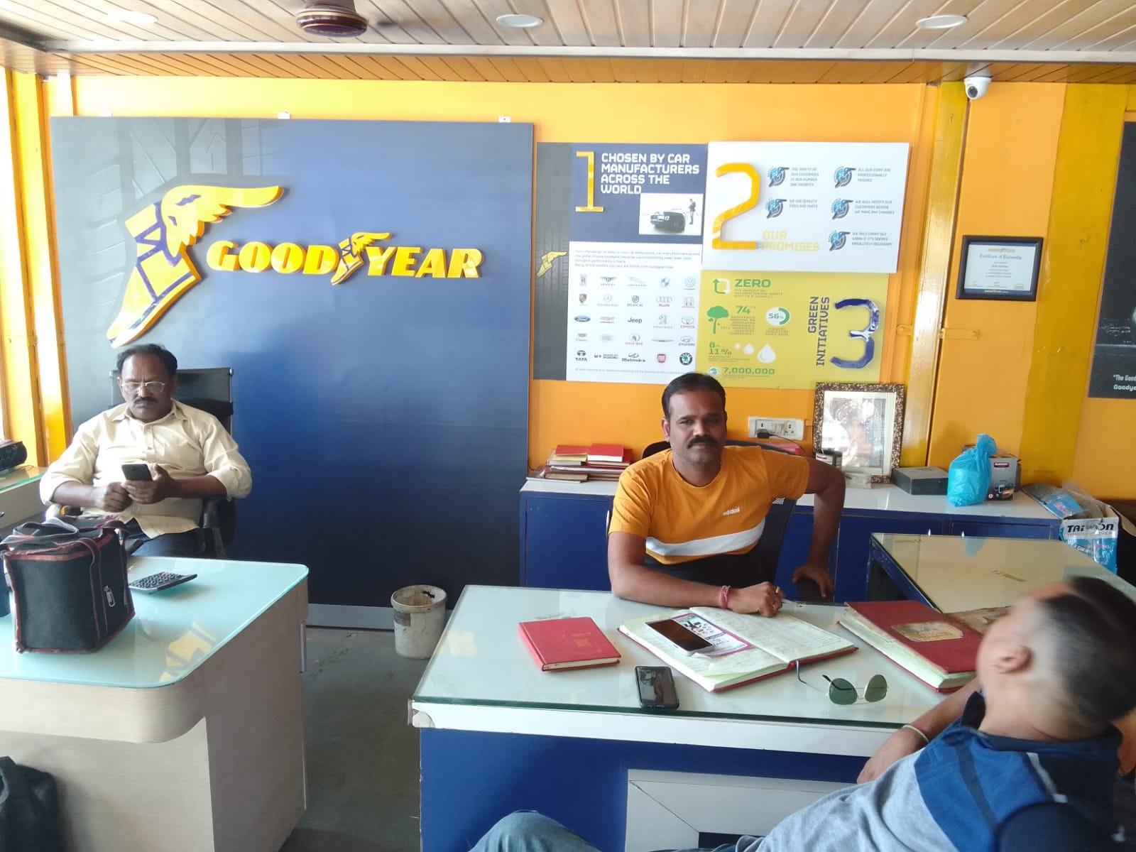 SHREE JAIN TYRE & NAGAR ALIGNMENT 